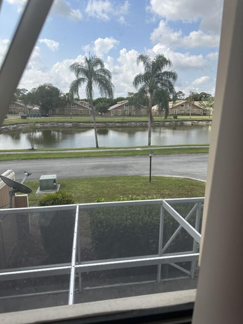 65 Maplecrest Circle, Jupiter, FL 33458 Photo