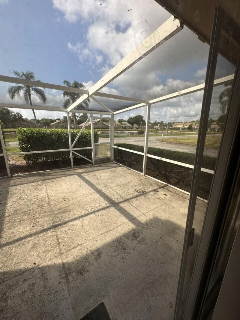 65 Maplecrest Circle, Jupiter, FL 33458 Photo