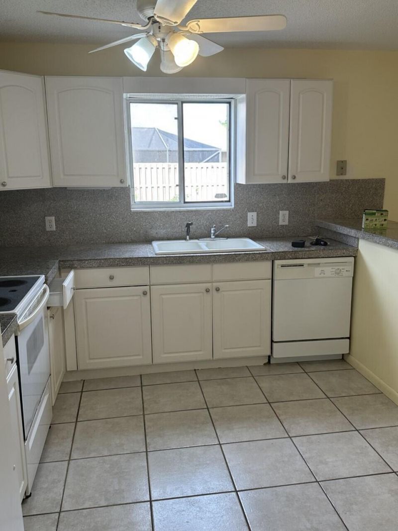 65 Maplecrest Circle, Jupiter, FL 33458 Photo
