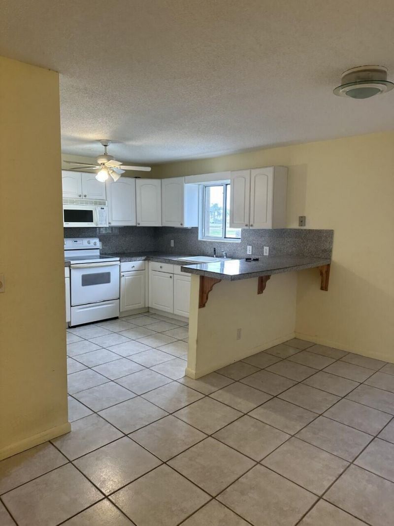 65 Maplecrest Circle, Jupiter, FL 33458 Photo