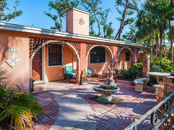 575 Acacia Road, Vero Beach, FL 32963