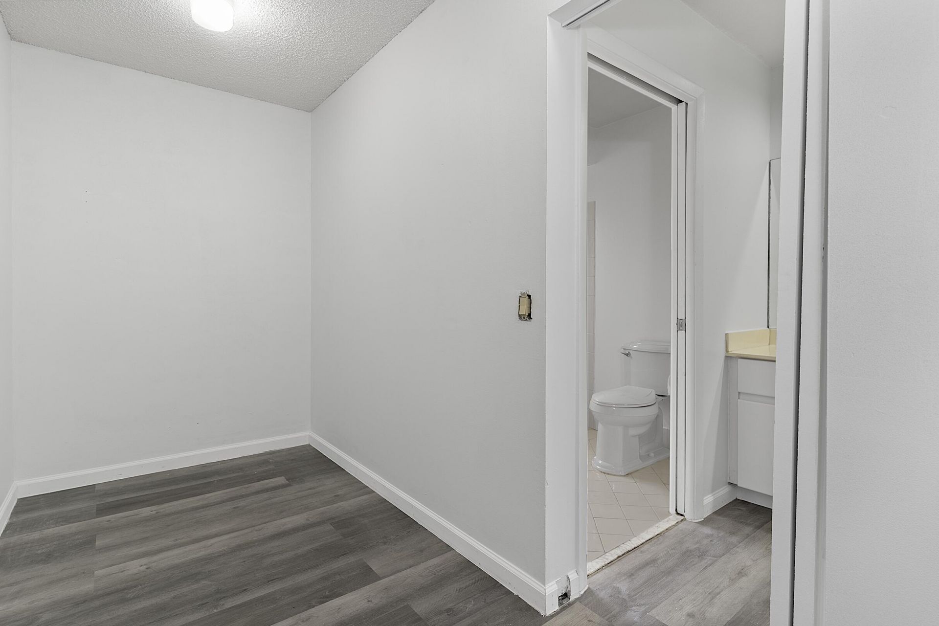 1955 Sacramento, Weston, FL 33326 Photo