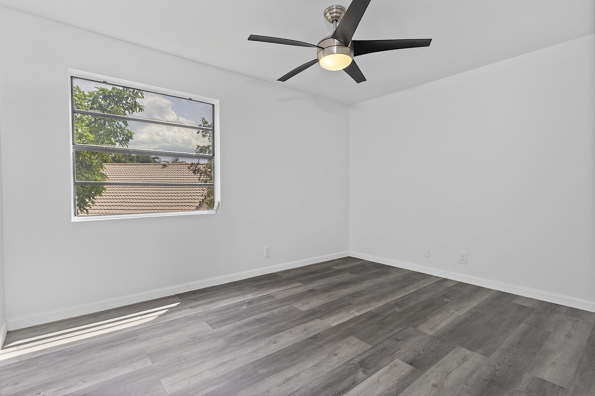 1955 Sacramento, Weston, FL 33326 Photo