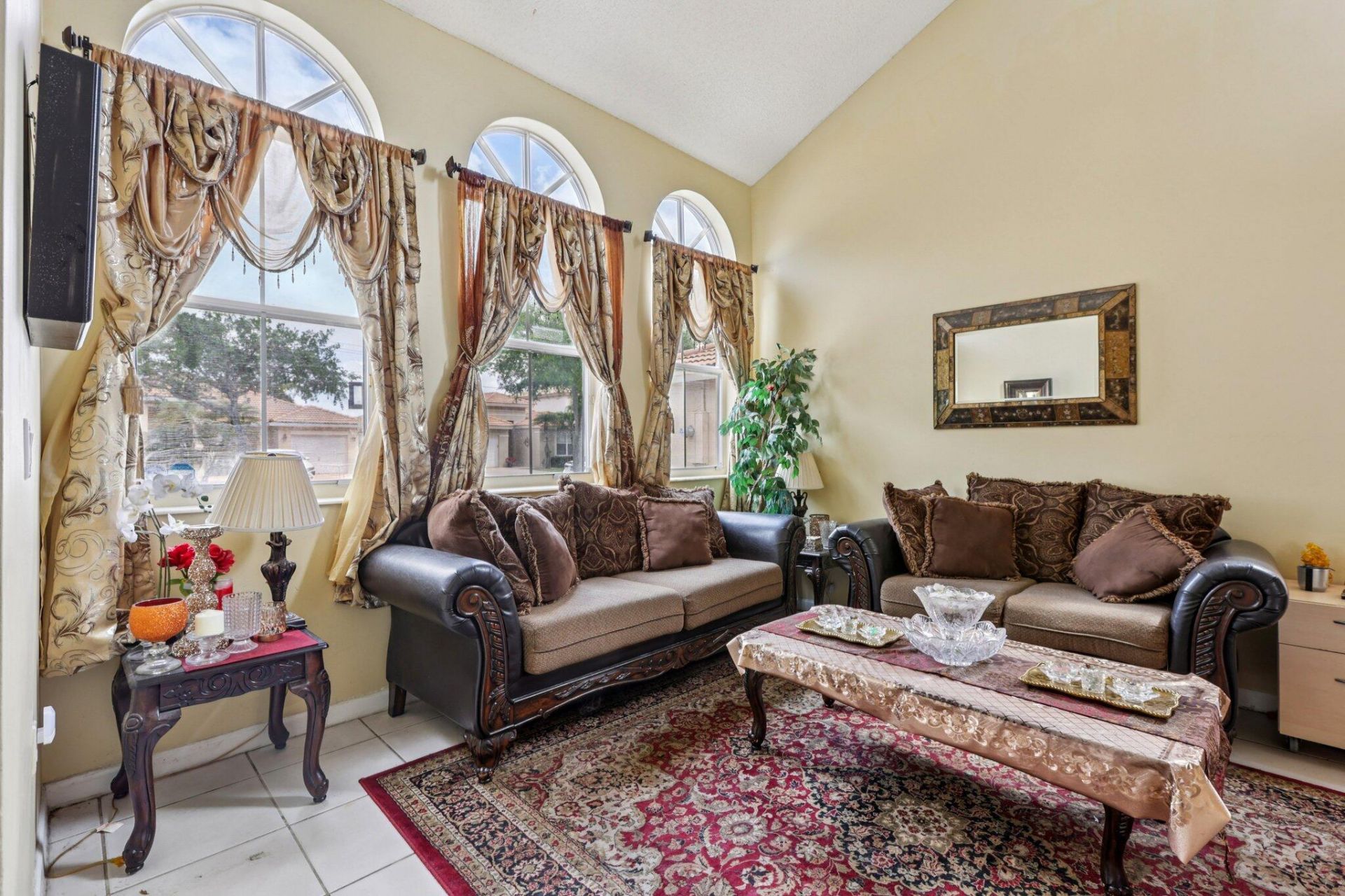 405 E Royal Cove Circle, Davie, FL 33325 Photo