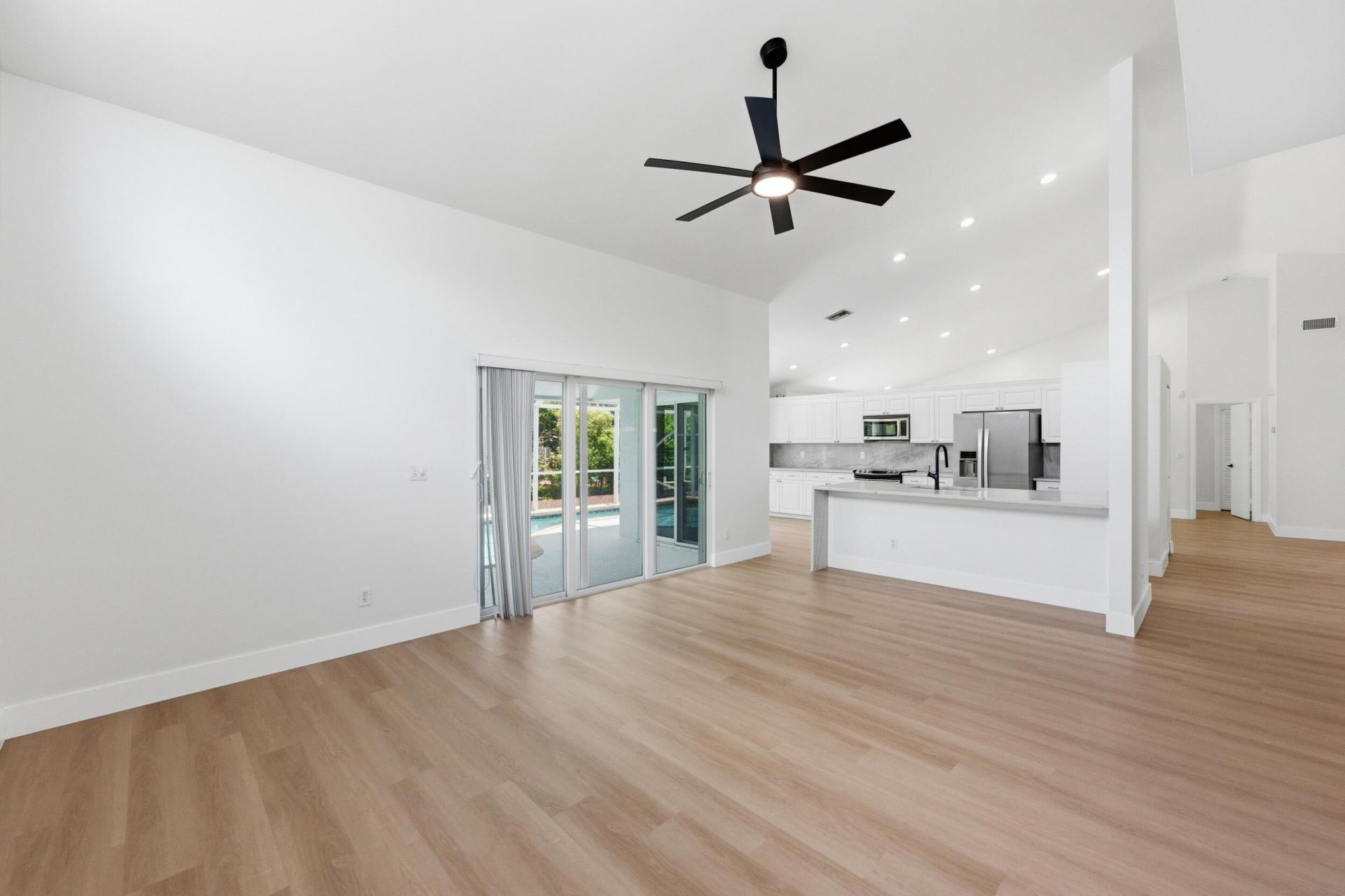 7710 NW 87th Avenue, Tamarac, FL 33321 Photo