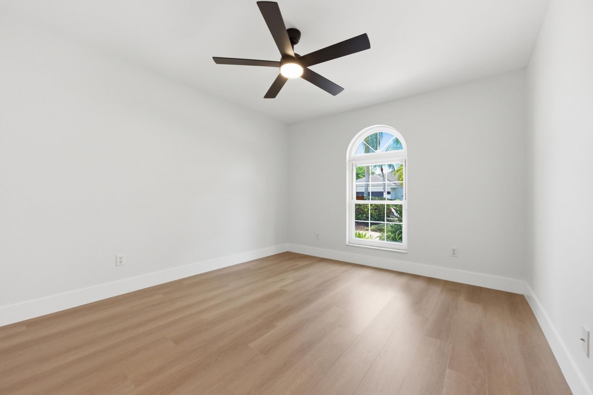 7710 NW 87th Avenue, Tamarac, FL 33321 Photo