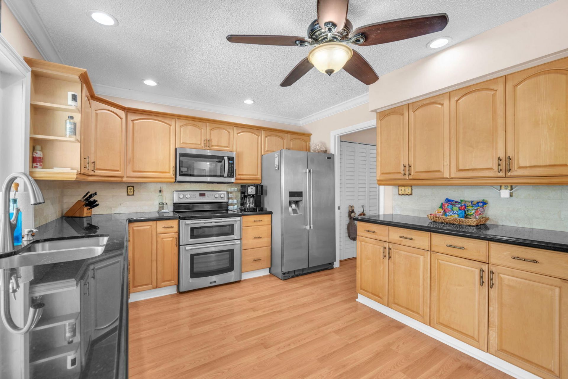 8235 NW 5th Street, Coral Springs, FL 33071 Photo