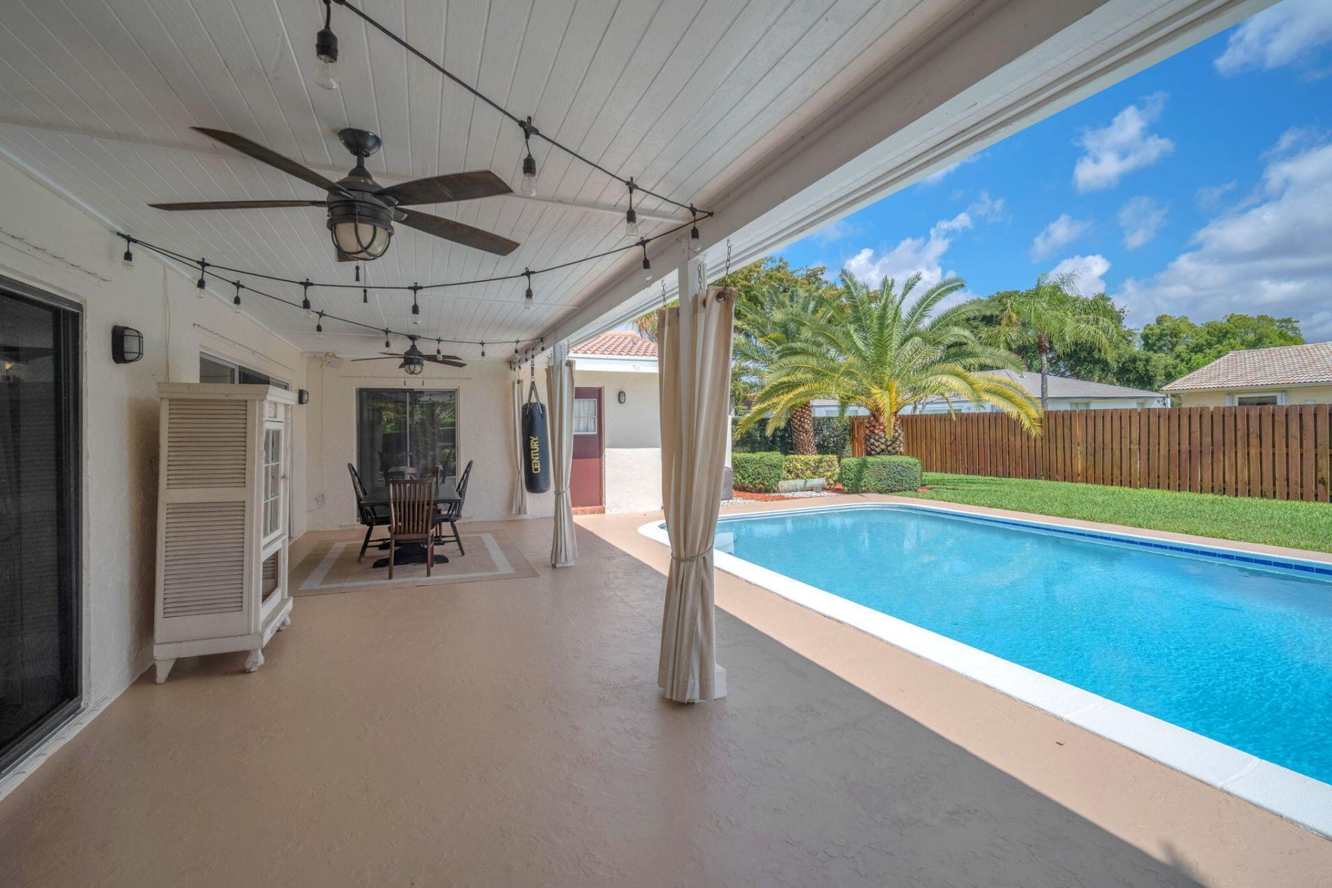 8235 NW 5th Street, Coral Springs, FL 33071 Photo