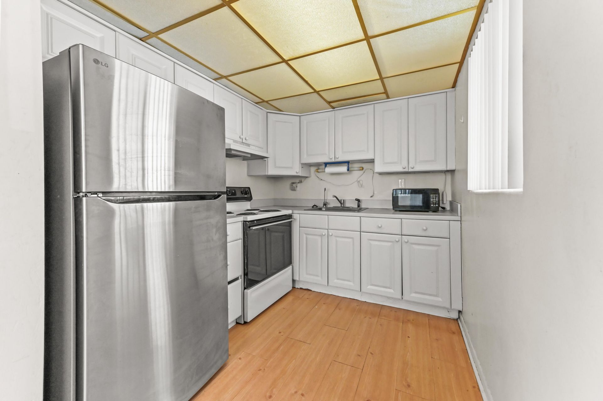 1950 Lake Osborne Drive, Unit 9, Lake Worth Beach, FL 33461 Photo