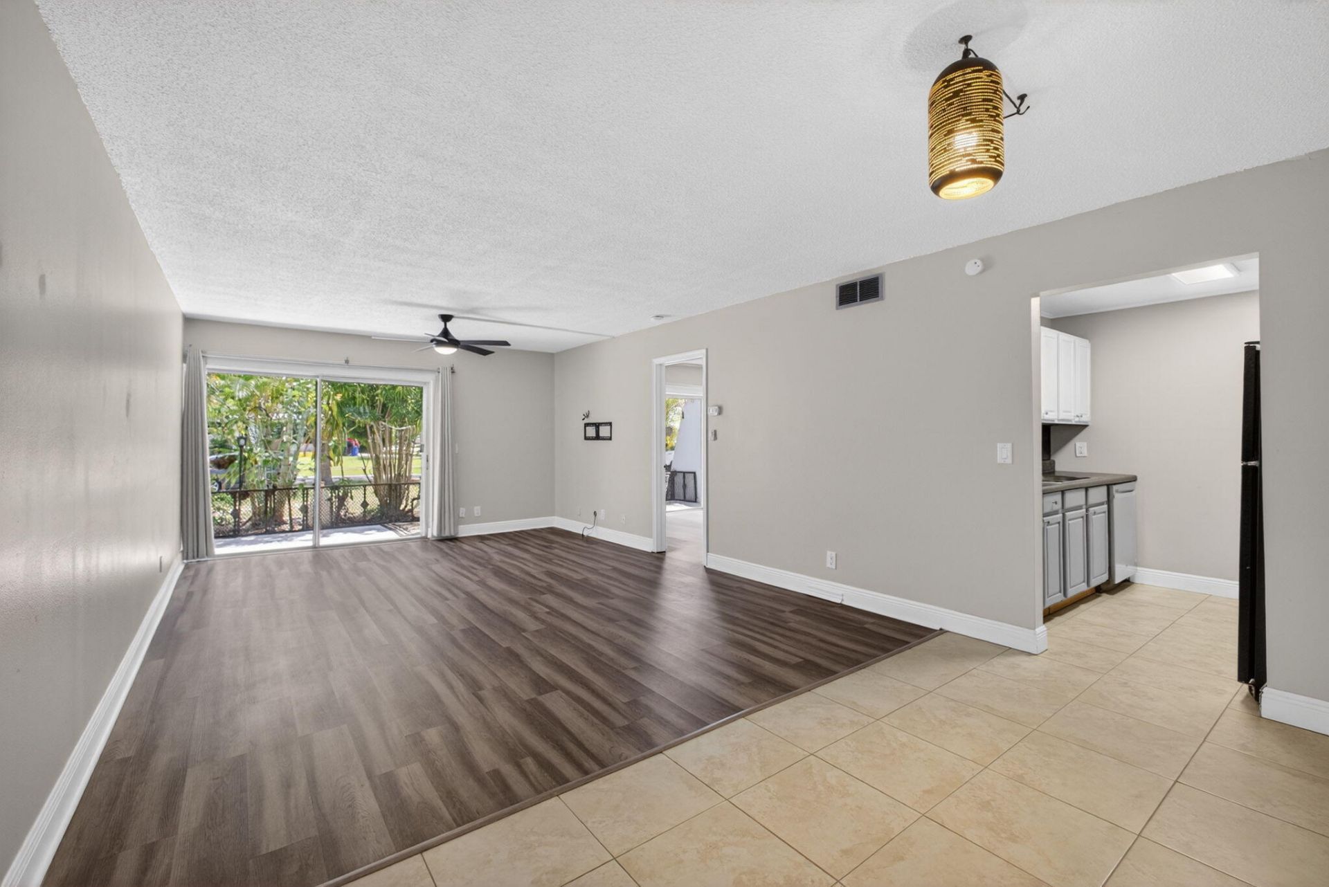 725 Hummingbird Way, Unit 109, North Palm Beach, FL 33408 Photo