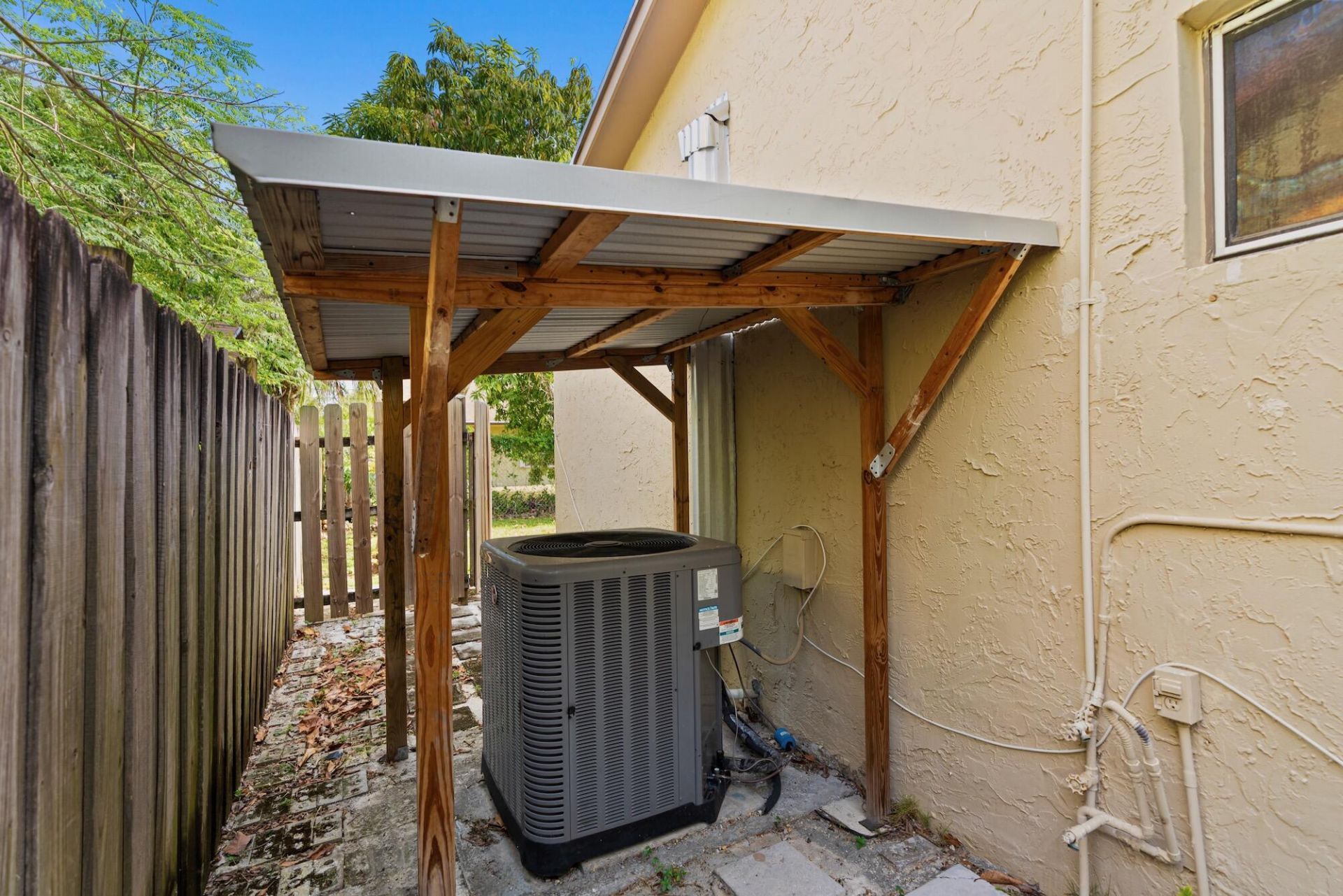 9315 SW 170th Lane, Palmetto Bay, FL 33157 Photo