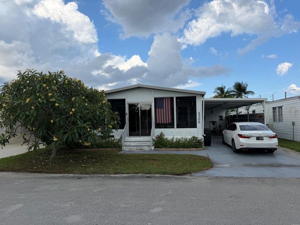 5300 SW 23rd Avenue, Dania Beach, FL 33312