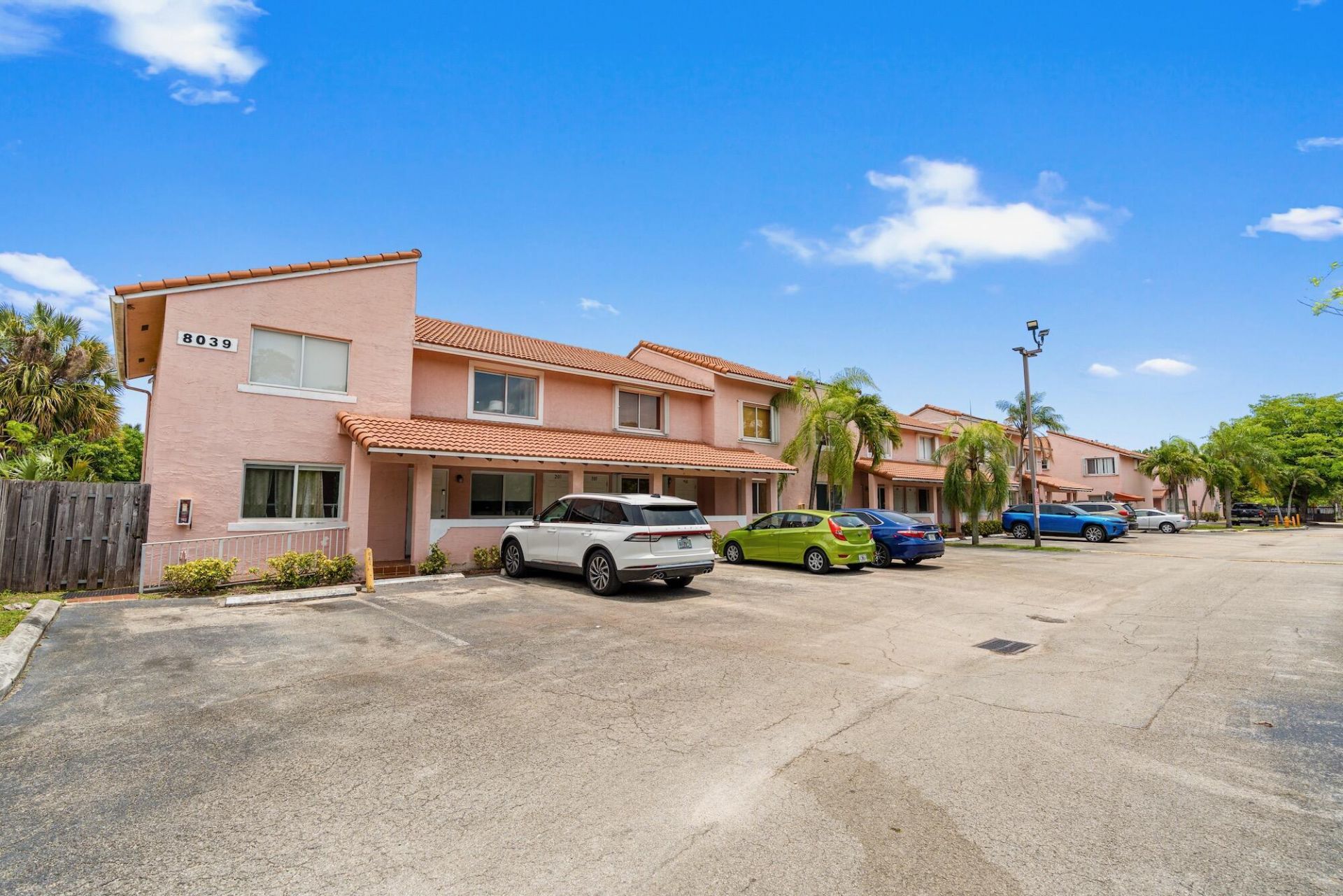 8039 Lake Drive, Unit 205, Doral, FL 33166 Photo