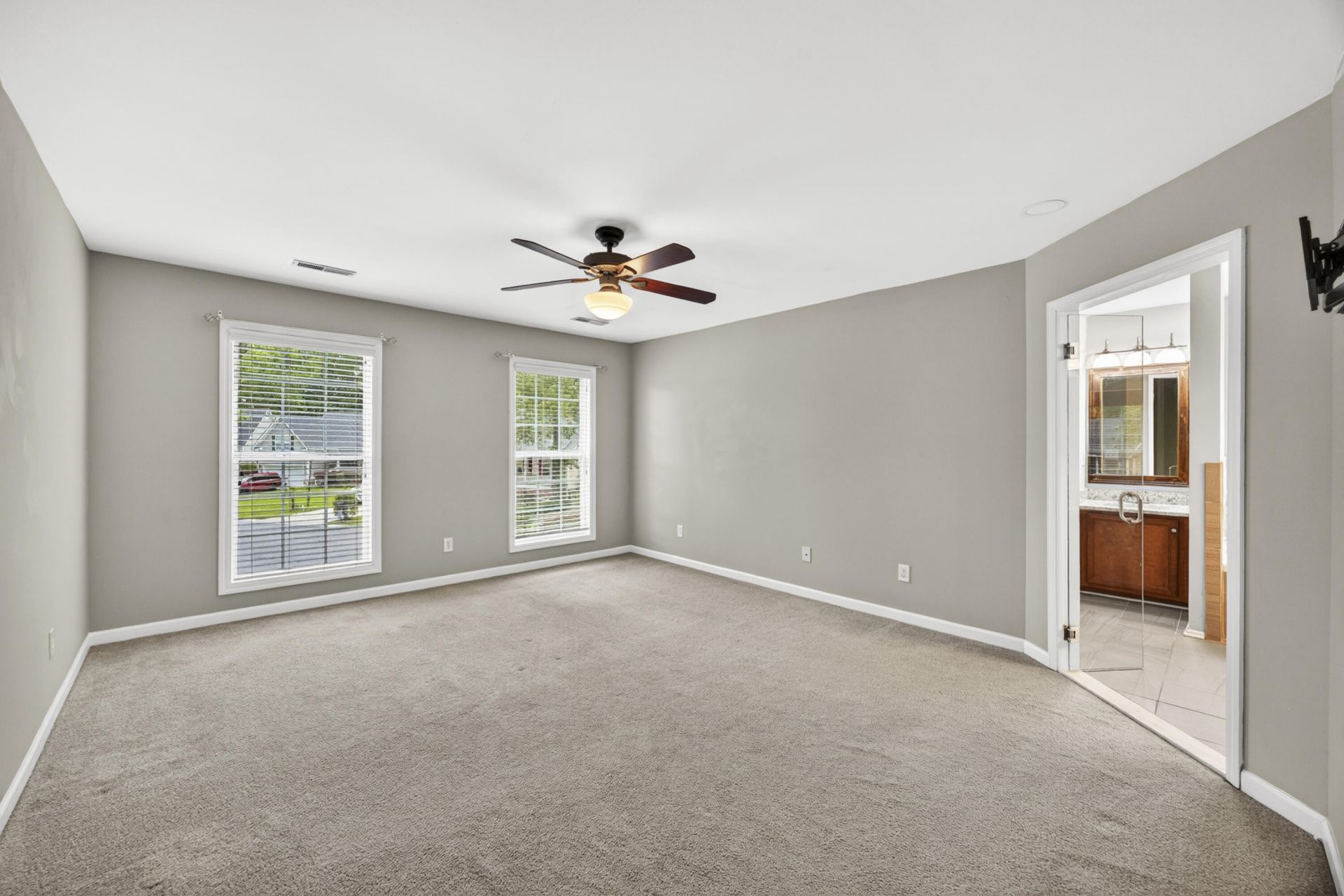 8320 Tyrian Path Photo 24