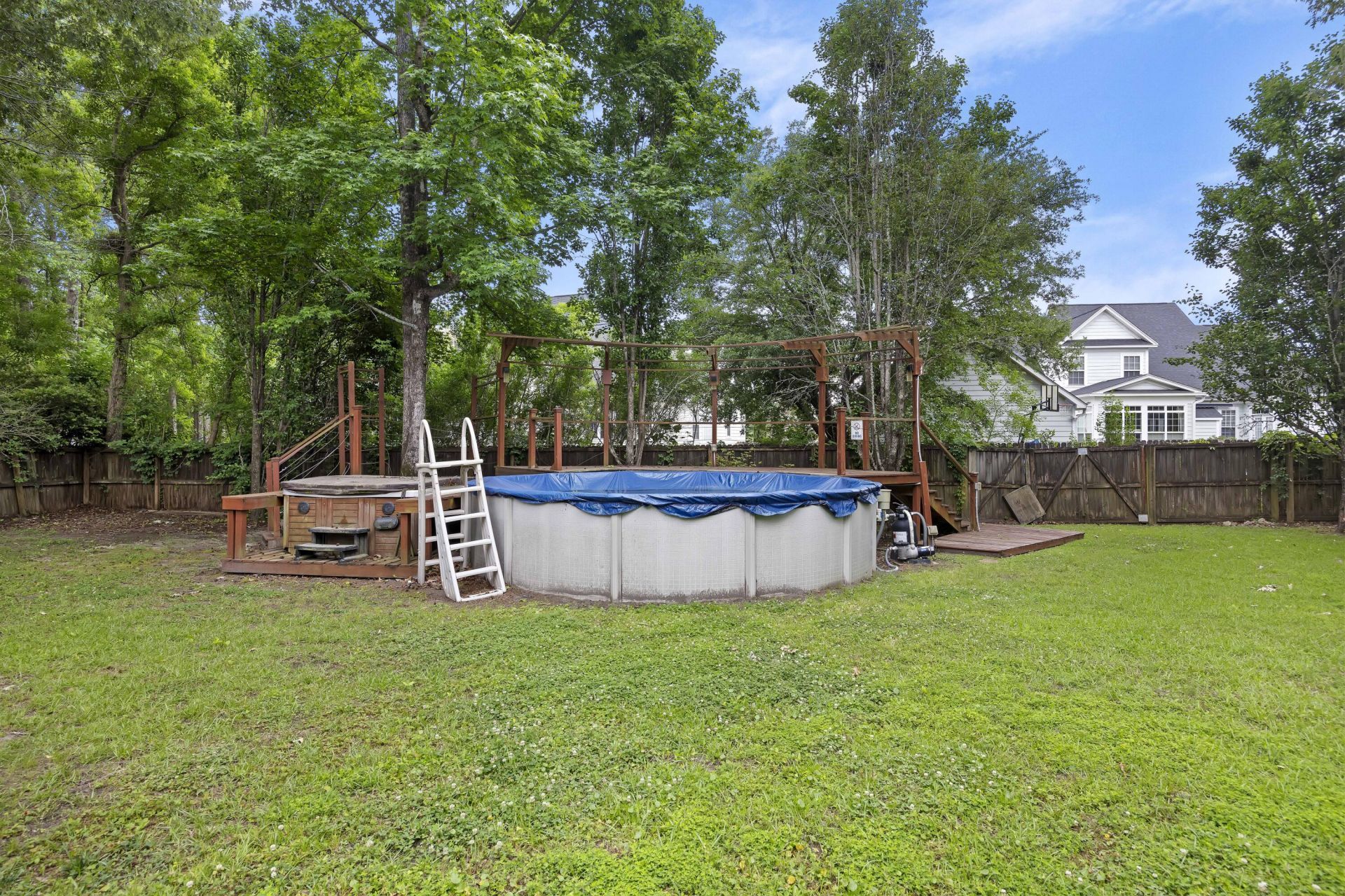 8320 Tyrian Path Photo 33