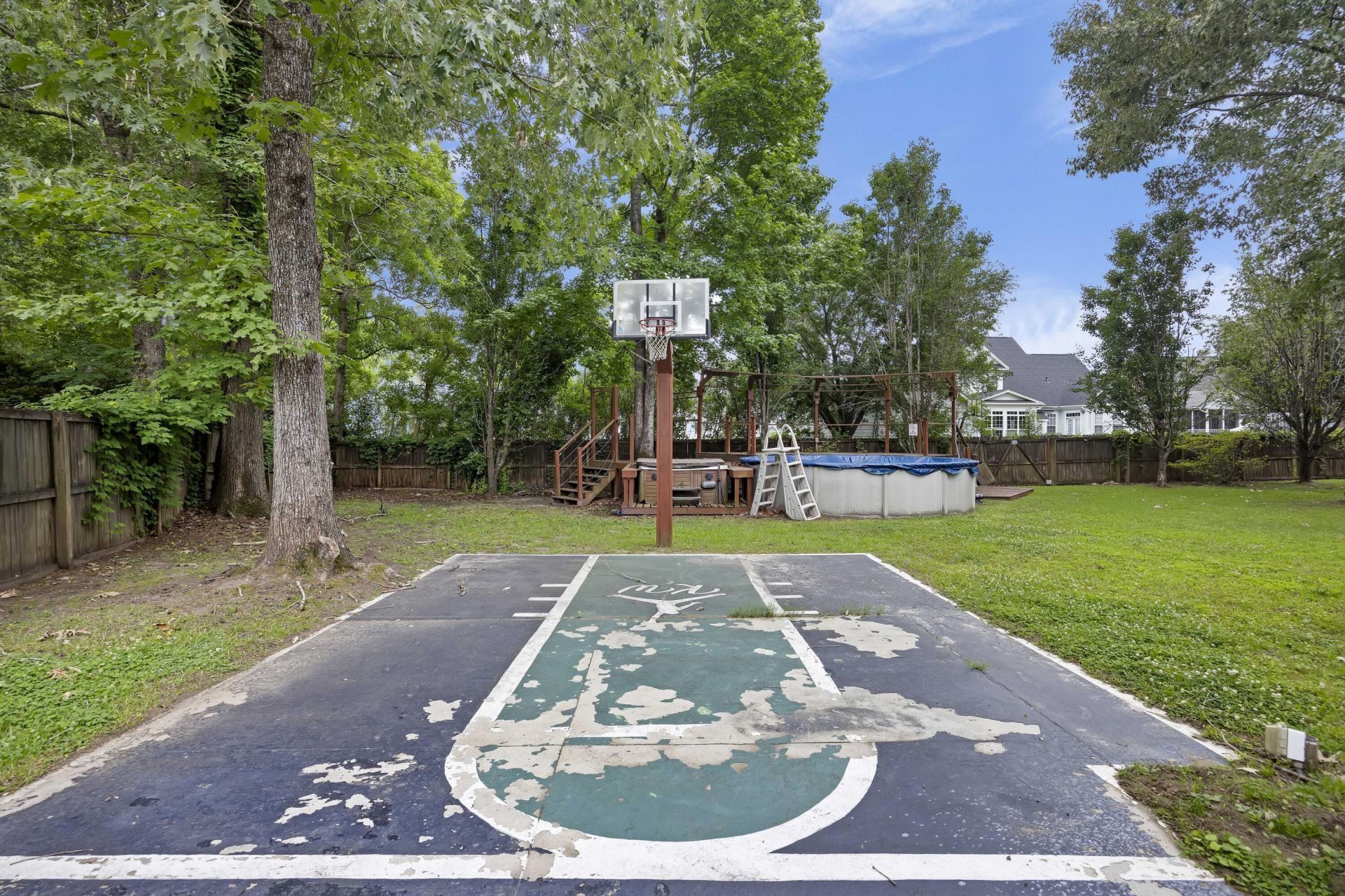 8320 Tyrian Path Photo 34
