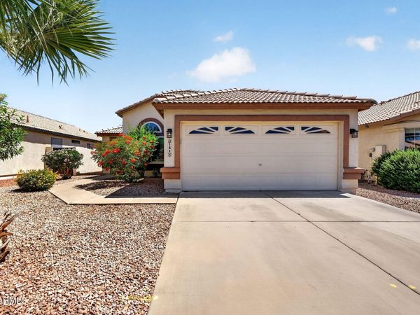 151 W SAGEBRUSH Street, Gilbert, AZ 85233