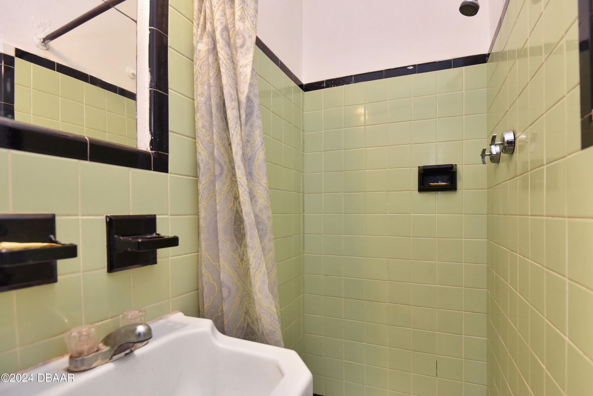 1028 Ridgewood Avenue, Holly Hill, FL 32117 Photo