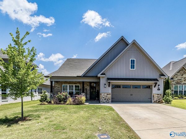 13 Farmhouse Way, Huntsville, AL 35803