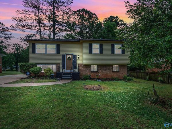 2723 Monticello Drive NW, Huntsville, AL 35810