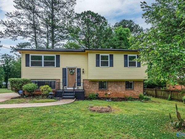 2723 Monticello Drive NW, Huntsville, AL 35810