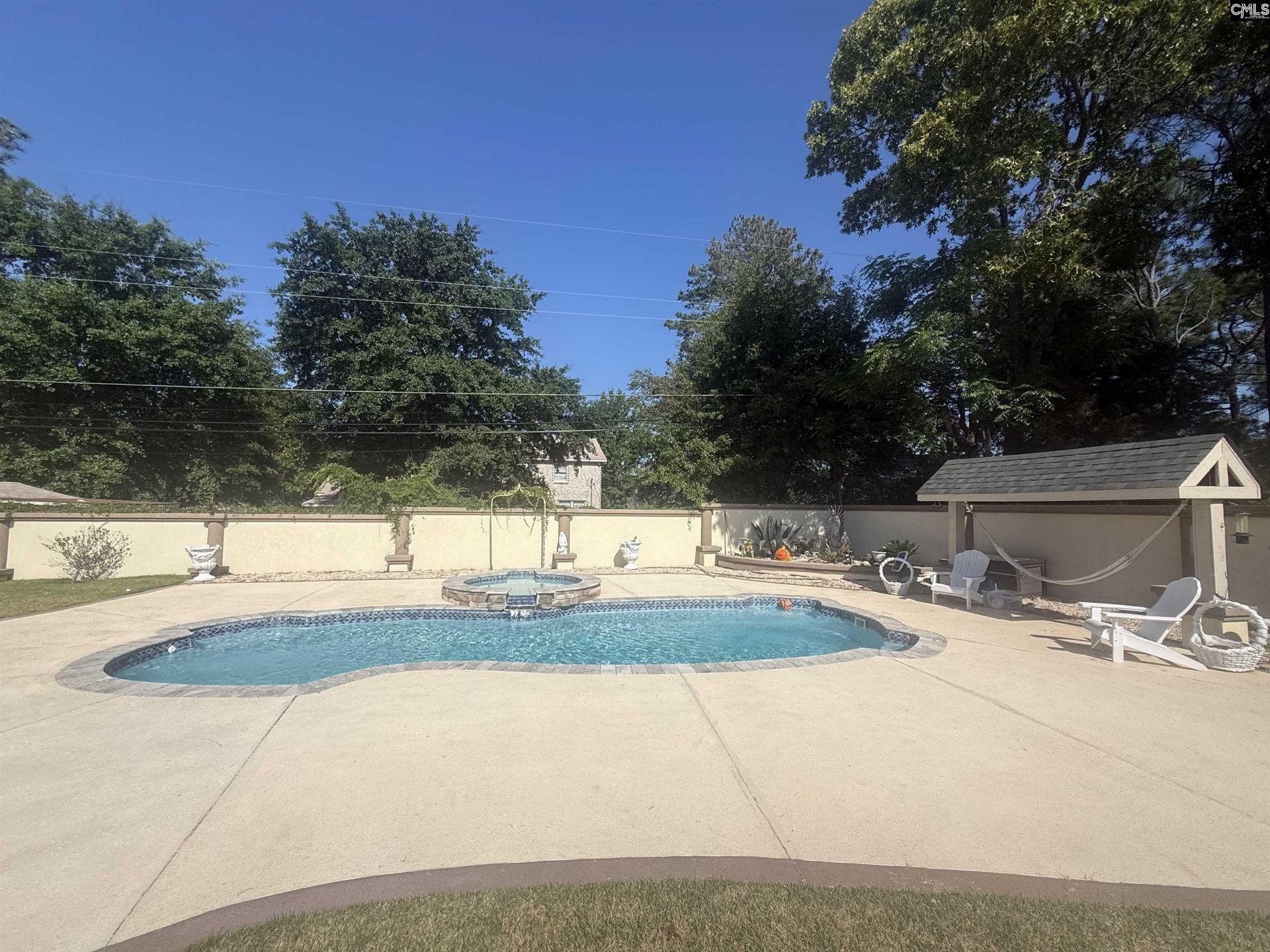 9817 Dunbarton Drive Photo 16