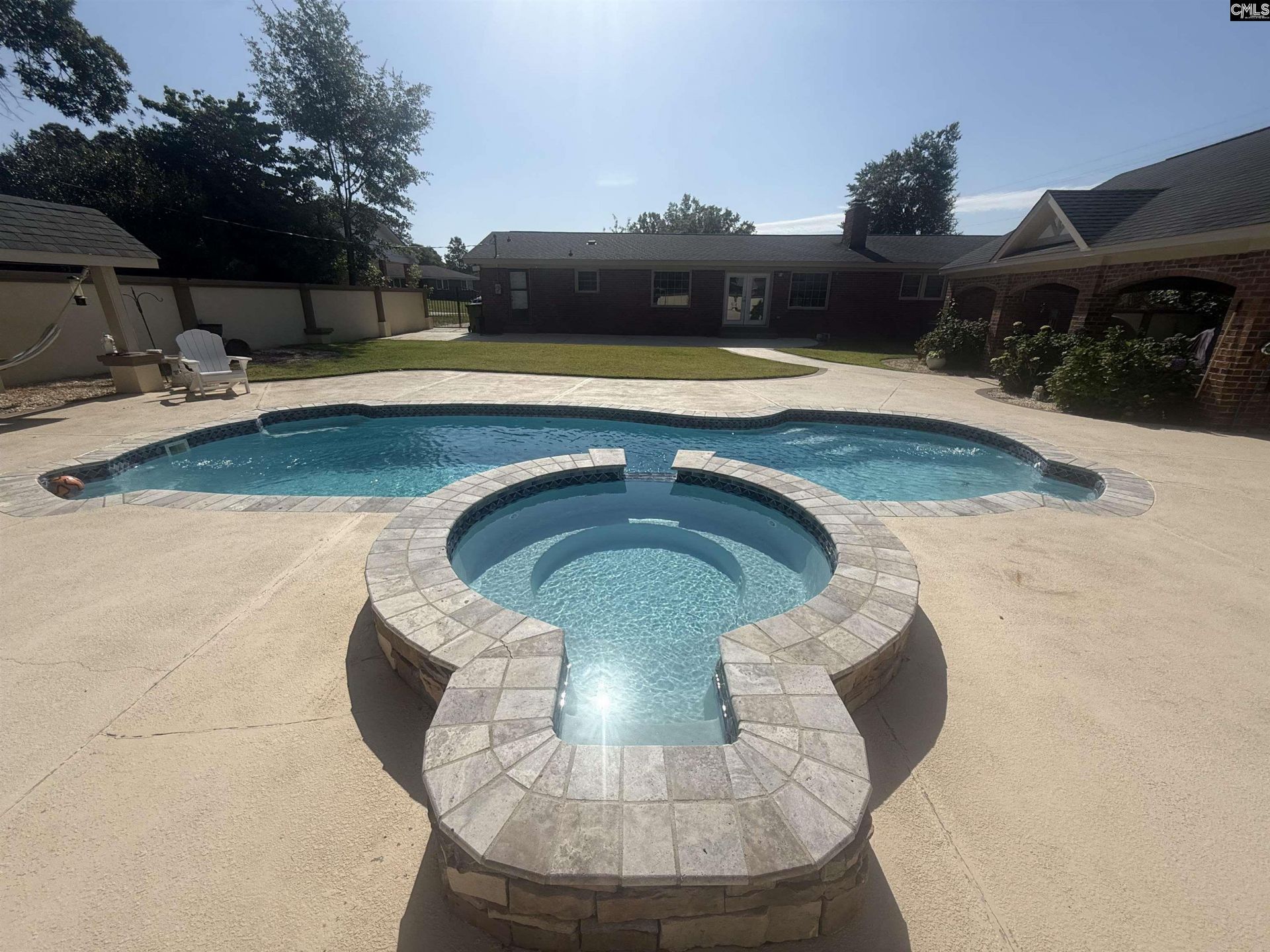 9817 Dunbarton Drive Photo 17