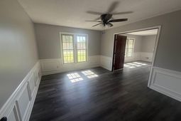 9817 Dunbarton Drive photo 4