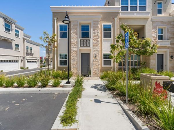 749 Winchester Drive, Oxnard, CA 93030