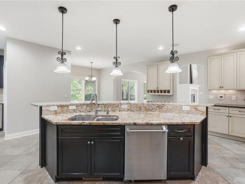 8452 Primrose Way, Clearcreek Township, OH 45068 Photo 16