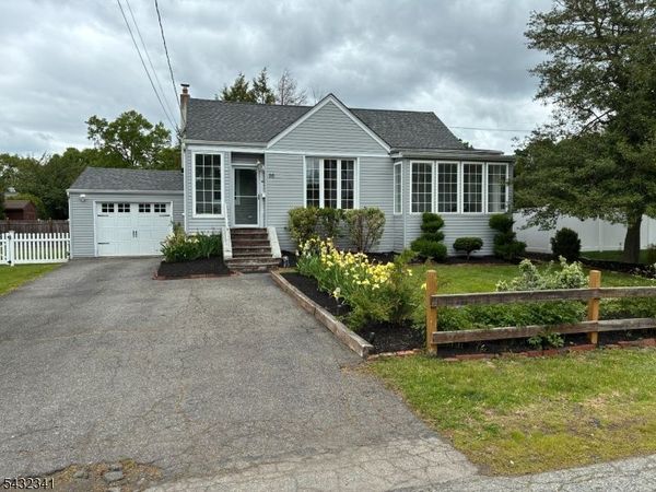 26 Caroline Ave, Pequannock, NJ 07444