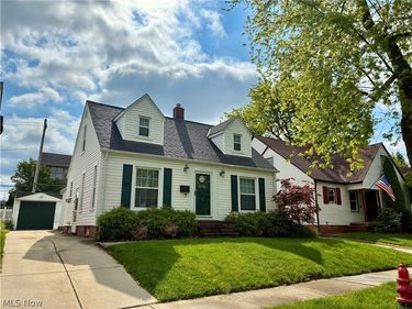 609 S Kensington Road, Rocky River, OH 44116