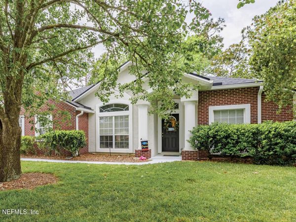 429 TWIN OAKS Lane, St. Johns, FL 32259