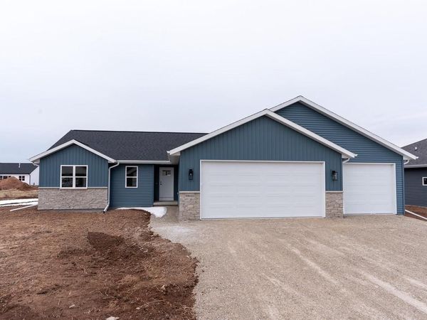 N9243 ANTON STREET, Appleton, WI 54915