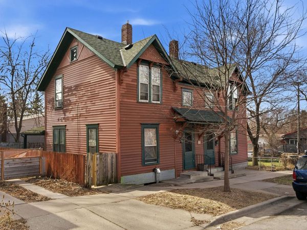 682 4th Street E, Saint Paul, MN 55106