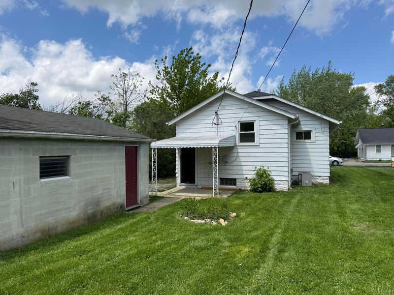 2025 Sale Road , Columbus, OH 43224 Photo 2