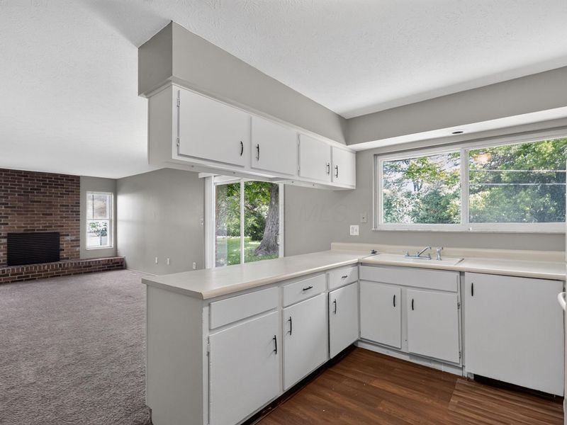 58 Huber Village Boulevard, Westerville, OH 43081 Photo 14