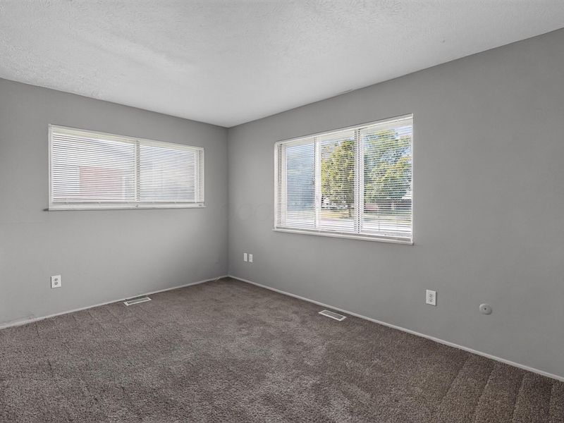 58 Huber Village Boulevard, Westerville, OH 43081 Photo 22