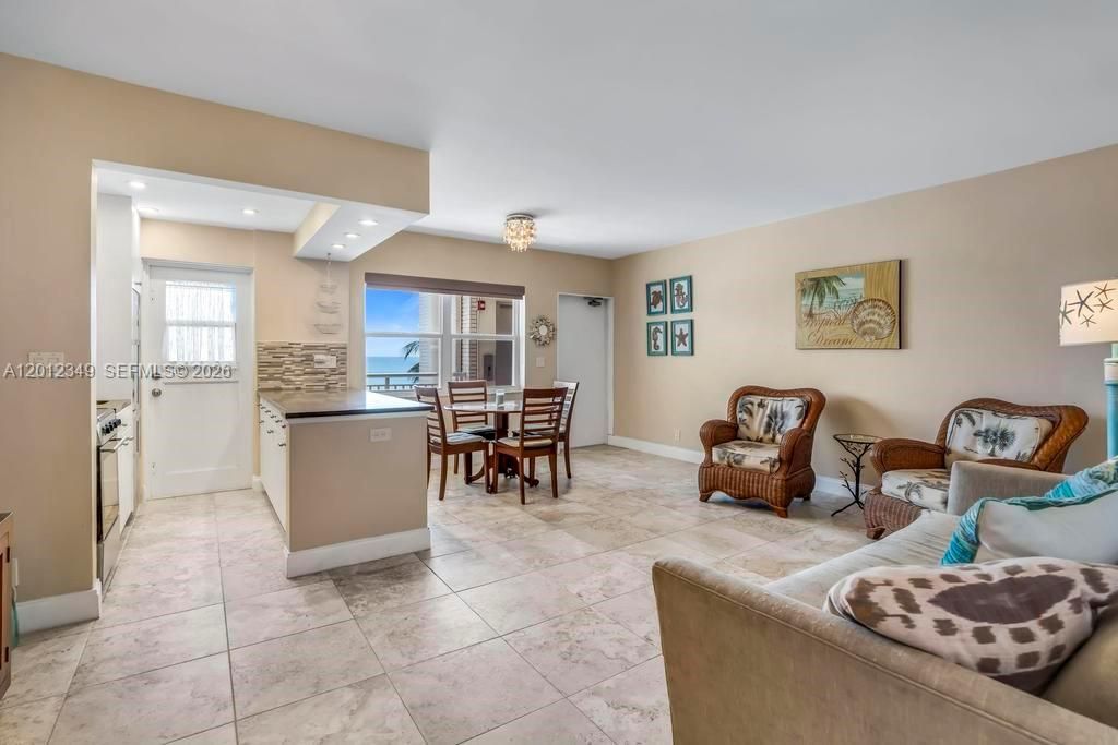 901 S Surf Rd , Unit 404, Hollywood, FL 33019 Photo