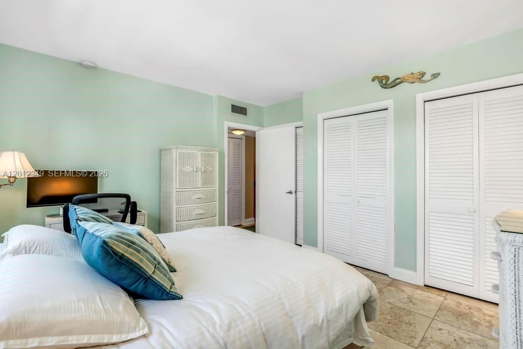 901 S Surf Rd , Unit 404, Hollywood, FL 33019 Photo