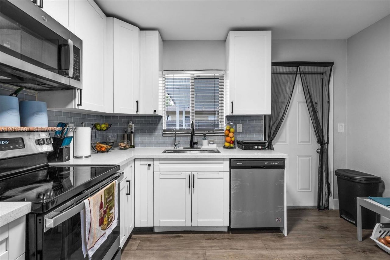 Please Call For Address, Miami, FL 33168 Photo