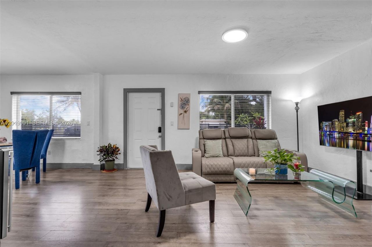 Please Call For Address, Miami, FL 33168 Photo