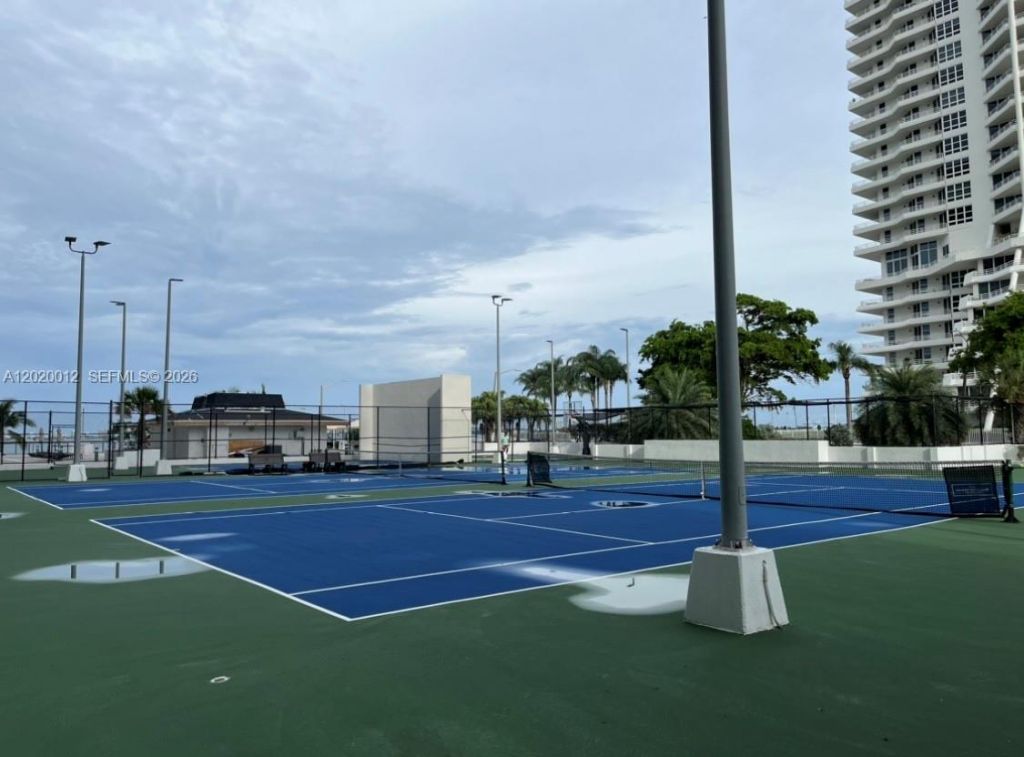 600 NE 36th St , Unit 1111, Miami, FL 33137 Photo