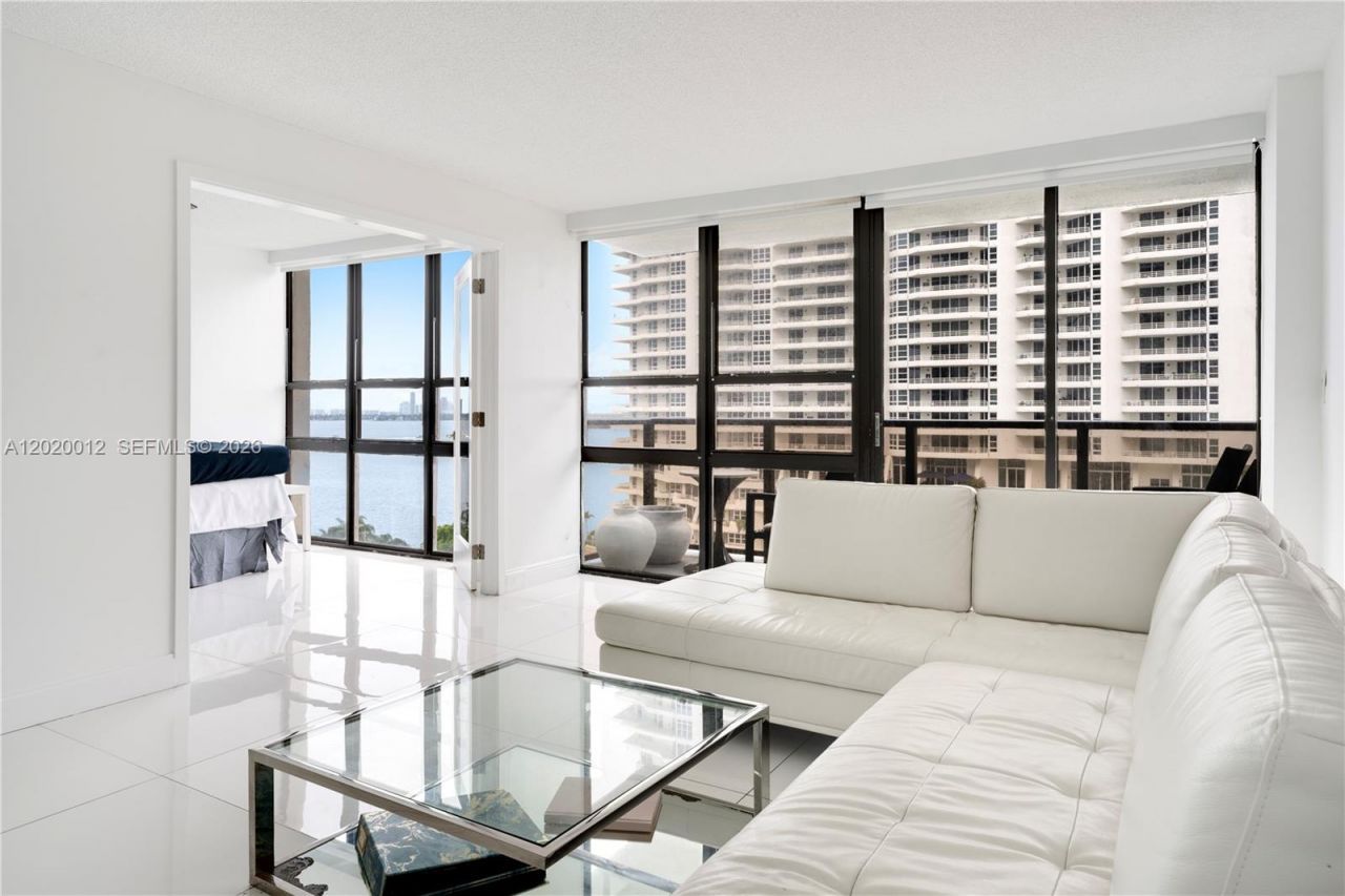 600 NE 36th St , Unit 1111, Miami, FL 33137 Photo