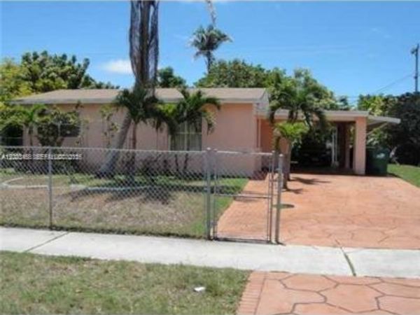9820 Caribbean Blvd, Cutler Bay, FL 33189