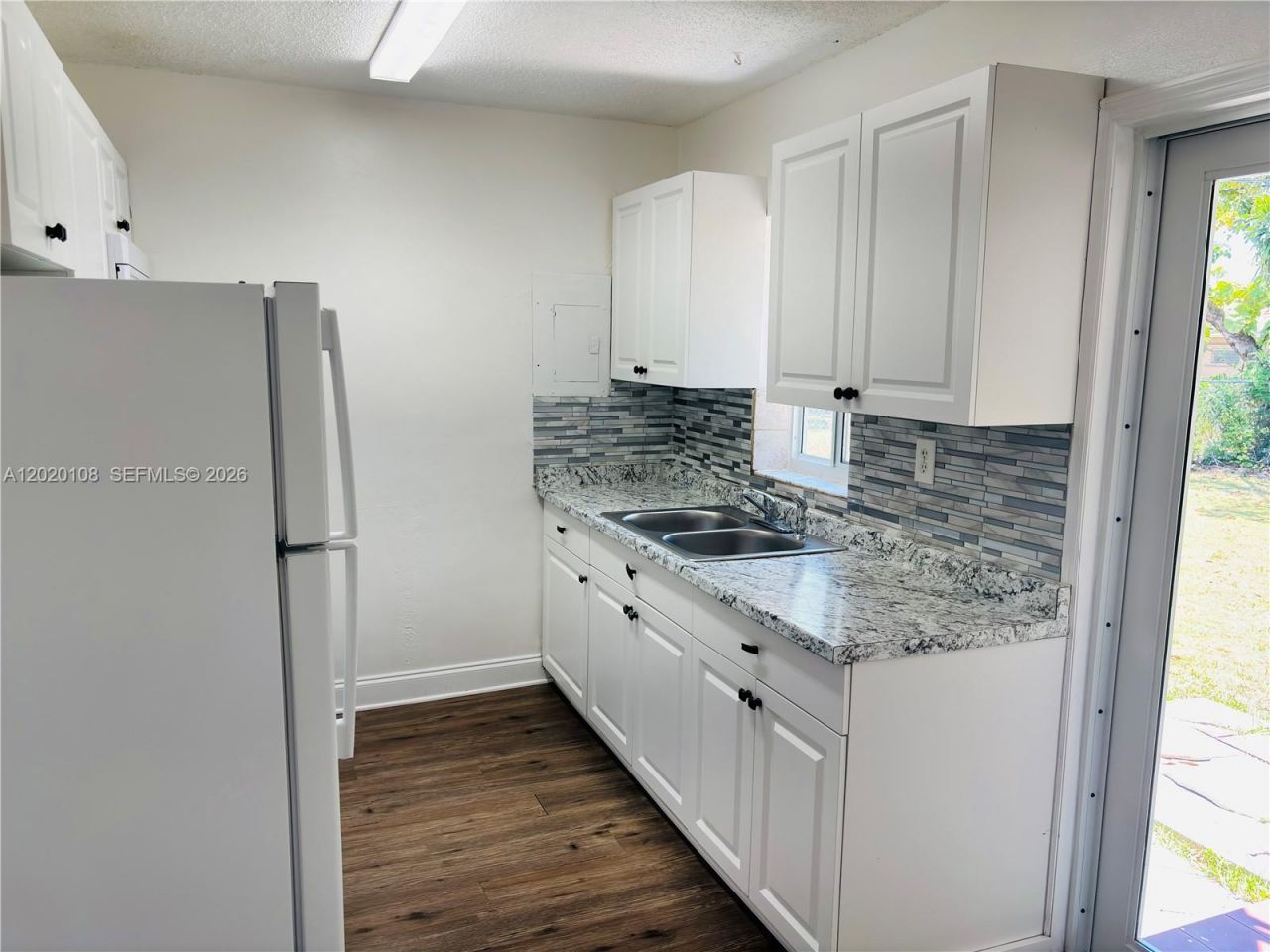 9820 Caribbean Blvd, Cutler Bay, FL 33189 Photo