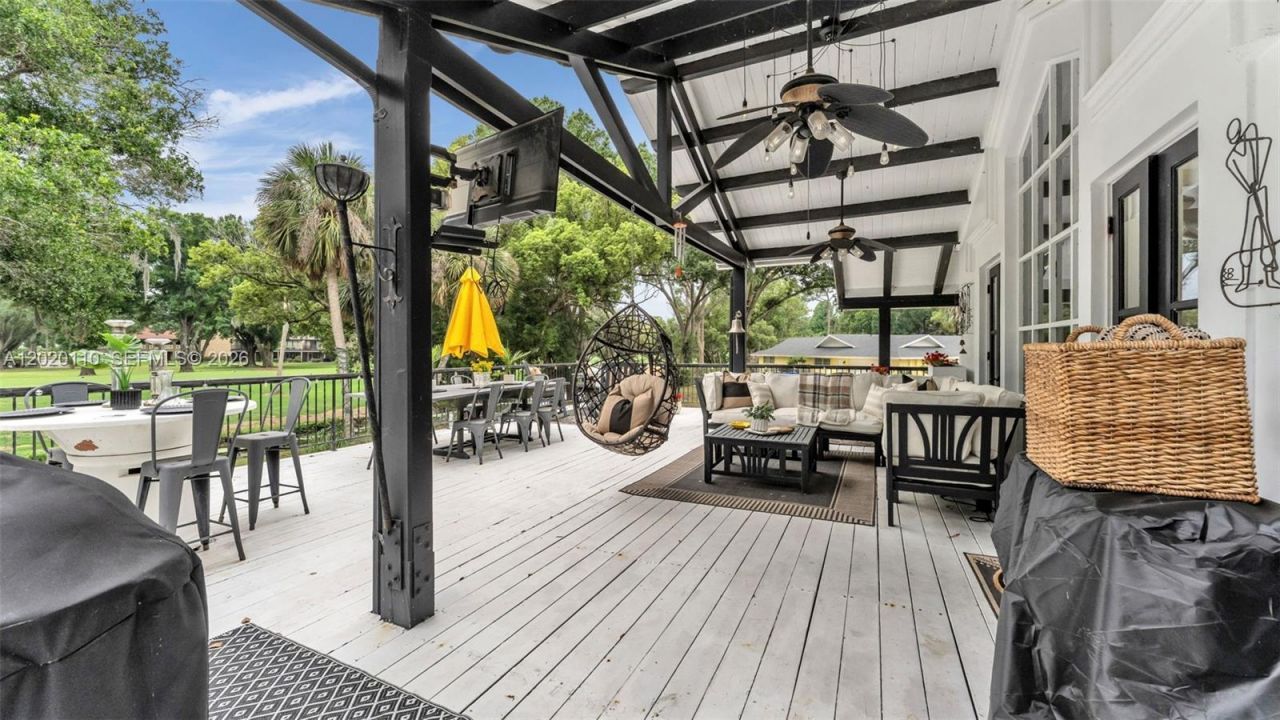 421 Lone Palm Drive , Lakeland, FL 33815 Photo