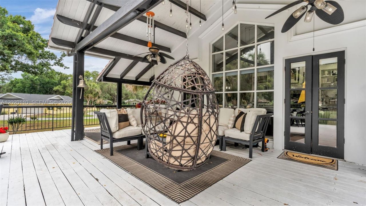 421 Lone Palm Drive , Lakeland, FL 33815 Photo