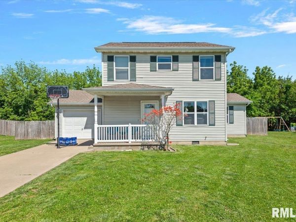 502 N Bitterroot Drive, Athens, IL 62613
