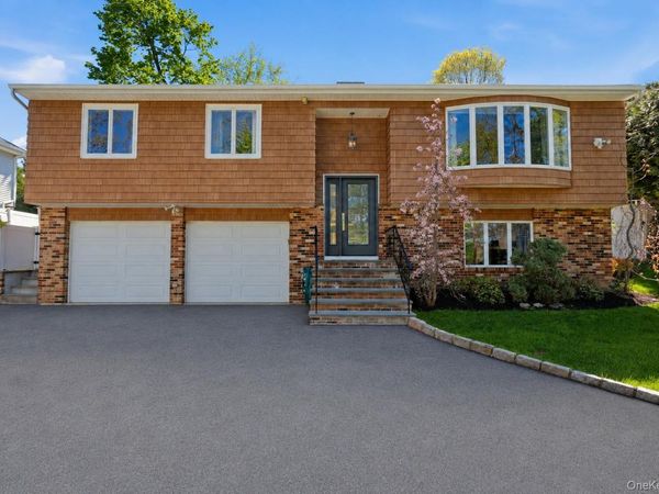 3 Cottage Grove Avenue, Thornwood, NY 10594